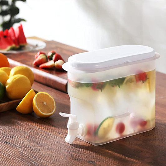 TapN'Pourâ˘ď¸ Water Jug with Faucet